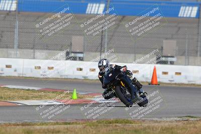 media/Nov-26-2022-Fastrack Riders (Sat) [[b001e85eef]]/Level 3/Session 3 Outside Turn 9/